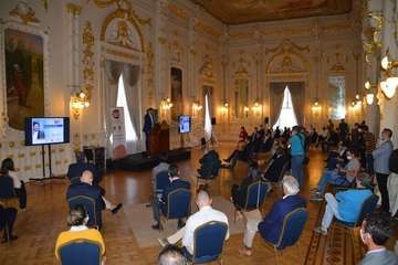 Conferencia de Héctor Suárez en la capital grancanaria/TA.